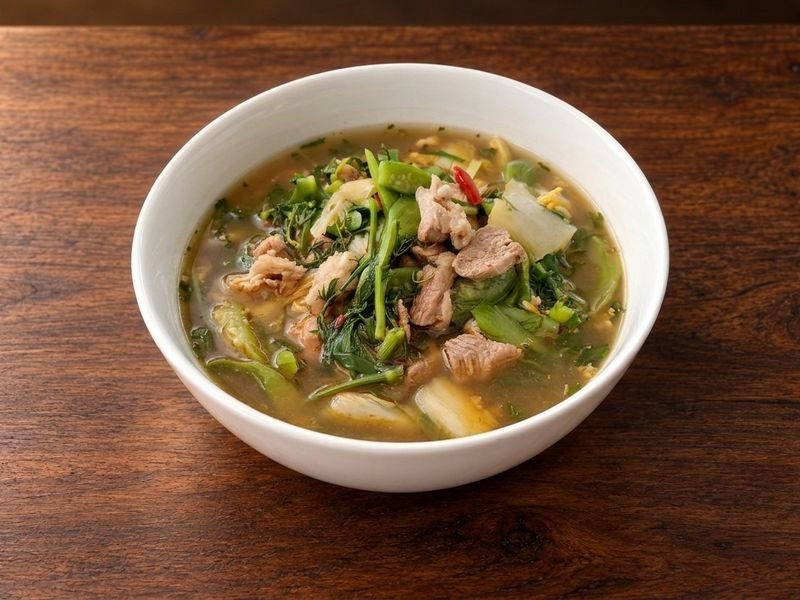แกงอ่อมหมู